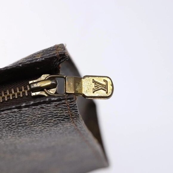 LOUIS VUITTON Monogram Poche Toilette 26 Pouch M47542 LV Auth 136521 - Picture 15 of 16